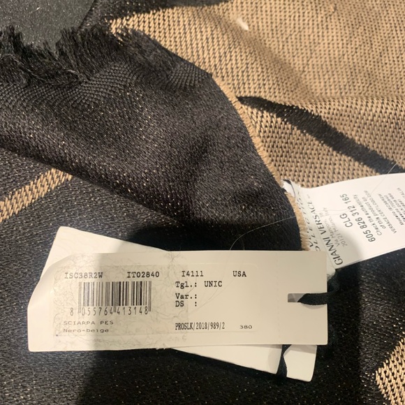 Versace wool scarf - Picture 6 of 7